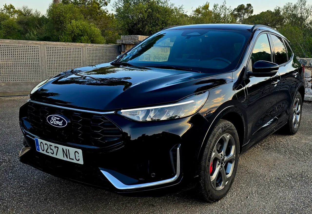 FORD KUGA STline-X PHEV. Hibrido Enchufable 2026 etiqueta CERO de ocasión en Mallorca — foto 3