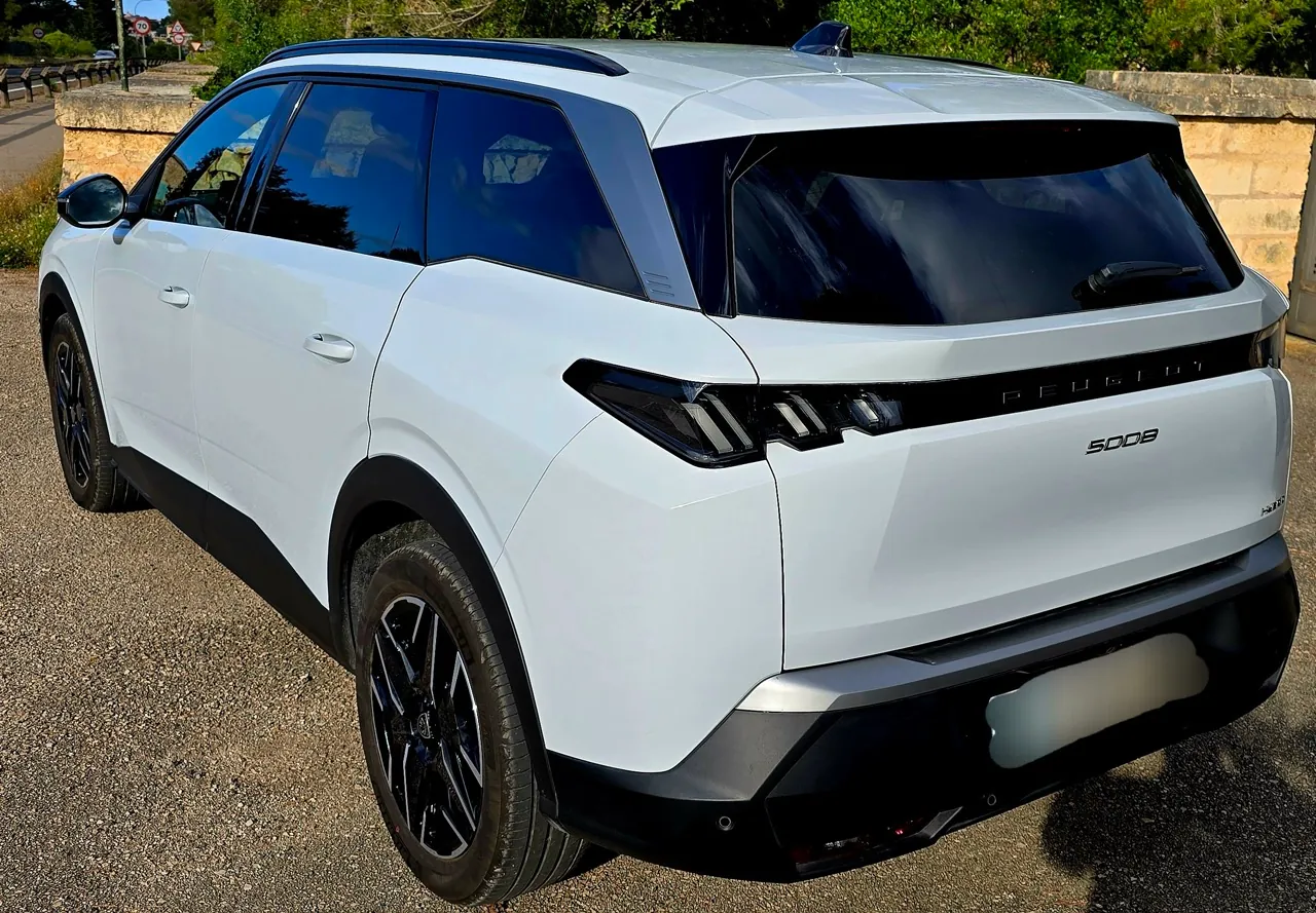 PEUGEOT 5008 allure HYBRID 2025 etiqueta ECO de ocasión en Mallorca — foto 7