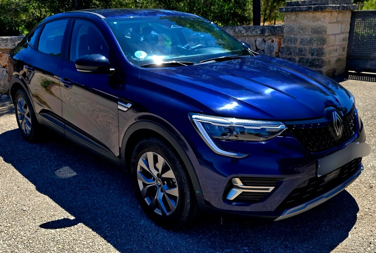 RENAULT ARKANA e-tech HYBRID 2025 etiqueta ECO de ocasión en Mallorca — foto 14