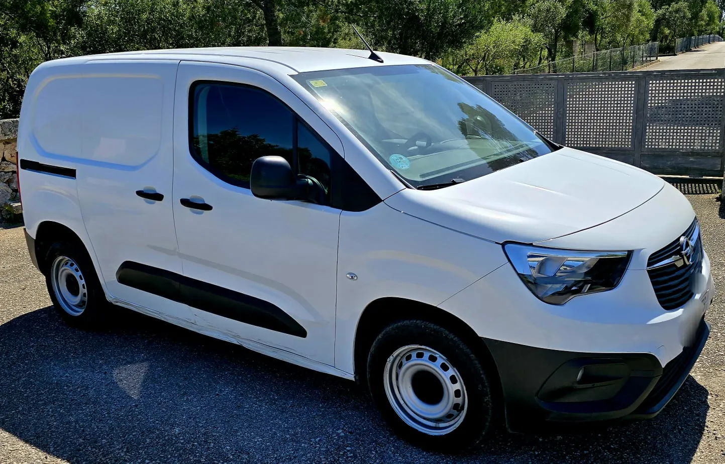 OPEL COMBO 2021 etiqueta C de ocasión en Mallorca — foto 4