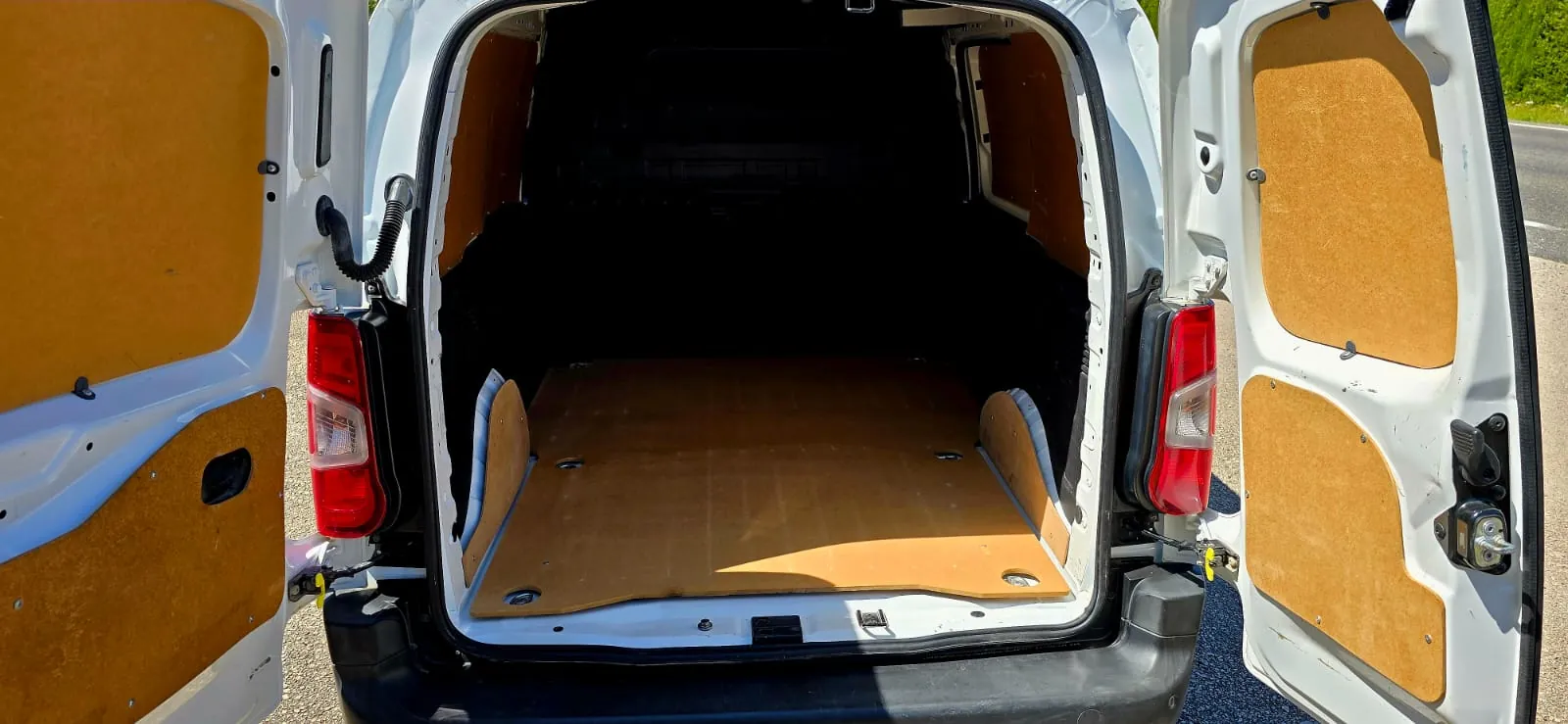 OPEL COMBO 2021 etiqueta C de ocasión en Mallorca — foto 10