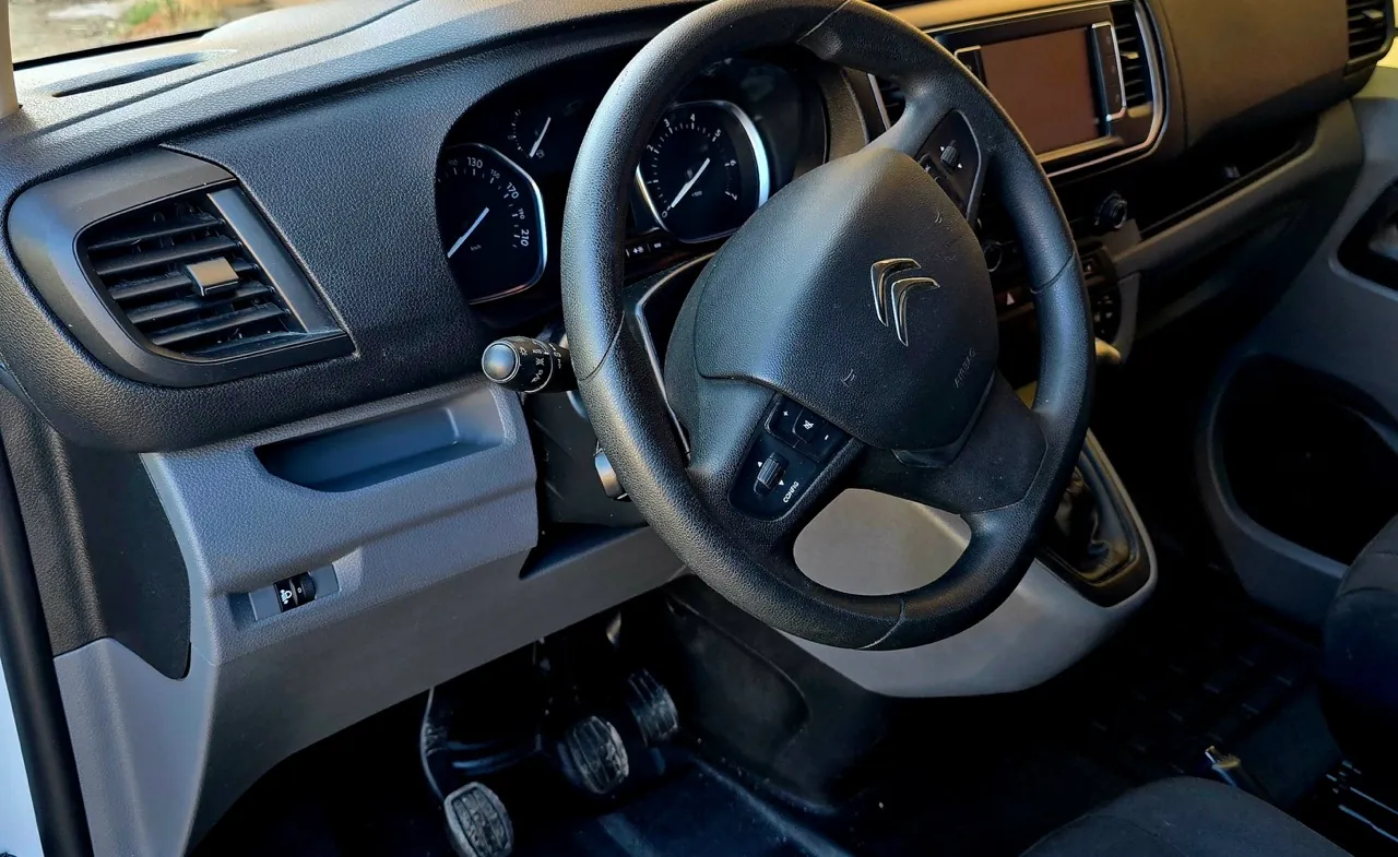 CITROEN JUMPY FURGON XL LONG 2022 etiqueta C de ocasión en Mallorca — foto 8