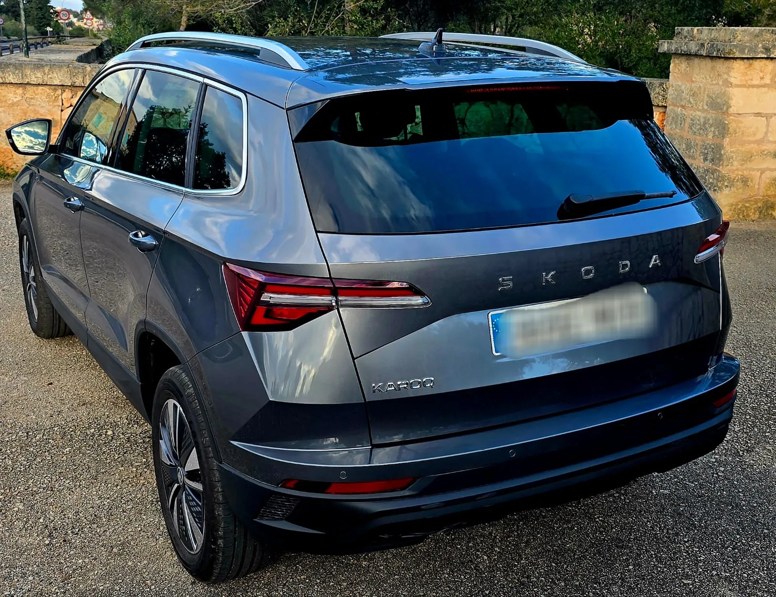 SKODA KAROQ 2025 etiqueta C de ocasión en Mallorca — foto 5
