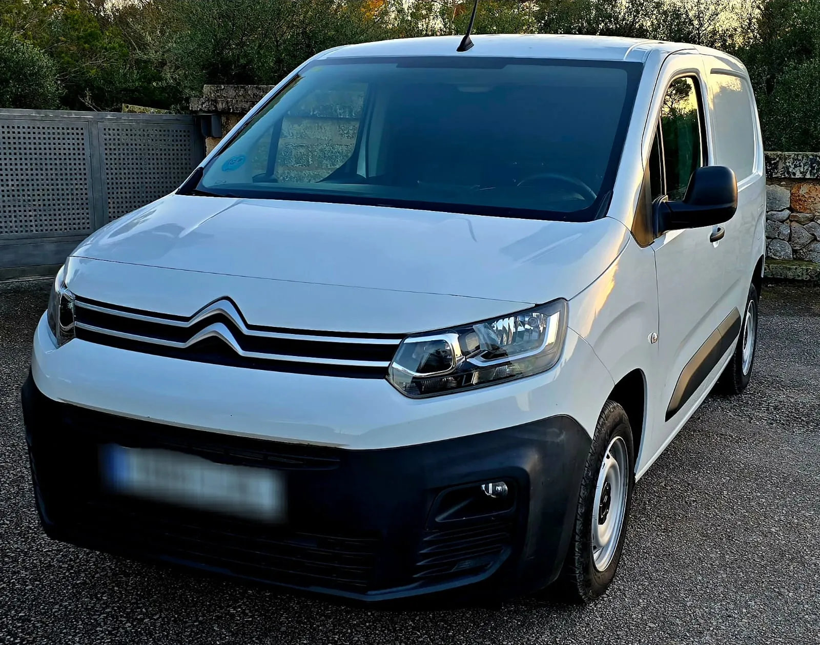 CITROEN BERLINGO 2022 etiqueta C de ocasión en Mallorca — foto 1