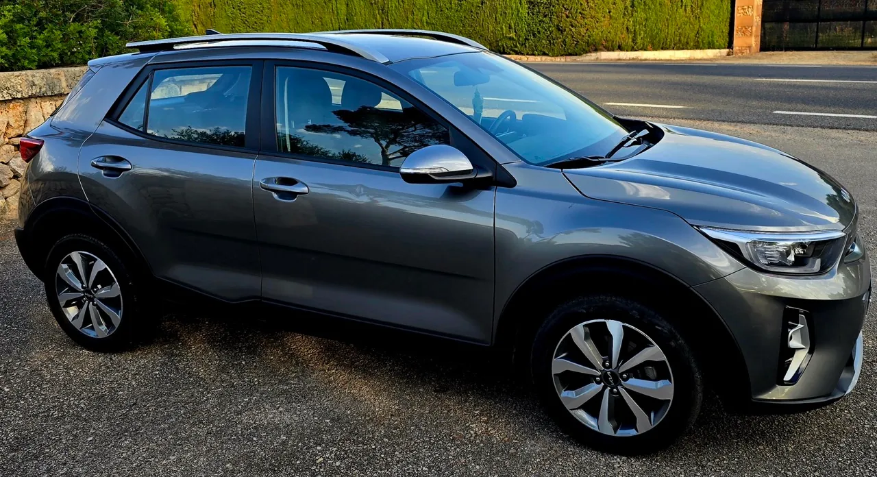 KIA STONIC HYBRID 2025 etiqueta ECO de ocasión en Mallorca — foto 12