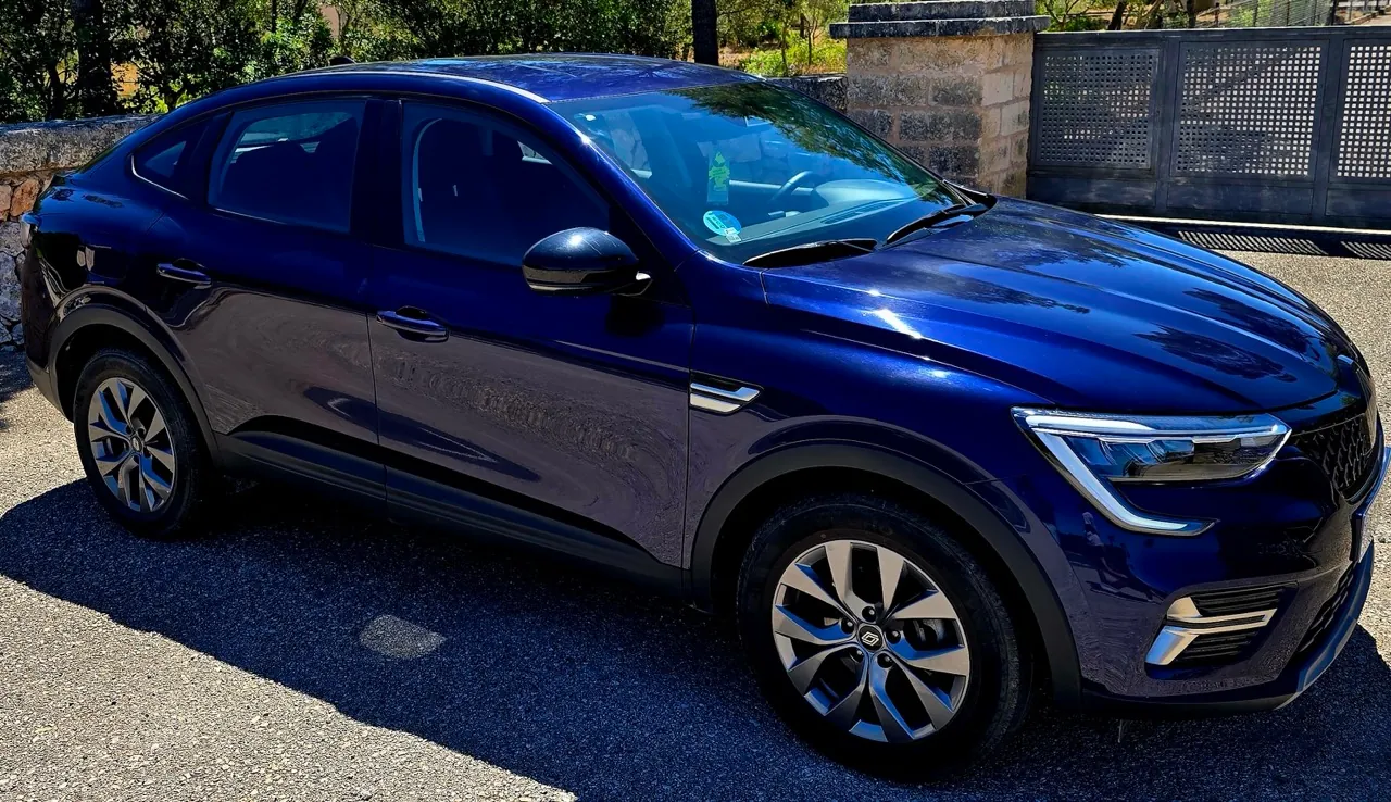RENAULT ARKANA e-tech HYBRID 2025 etiqueta ECO de ocasión en Mallorca — foto 5