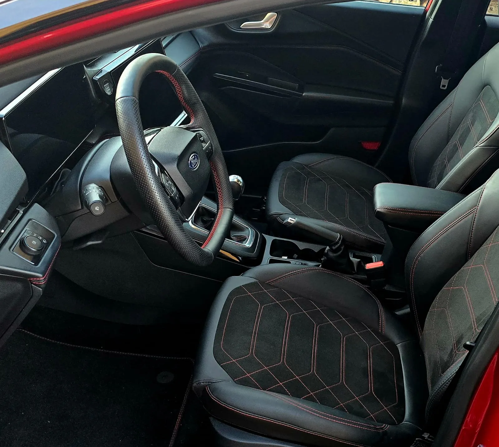 FORD PUMA STline X 2025 etiqueta ECO de ocasión en Mallorca — foto 14