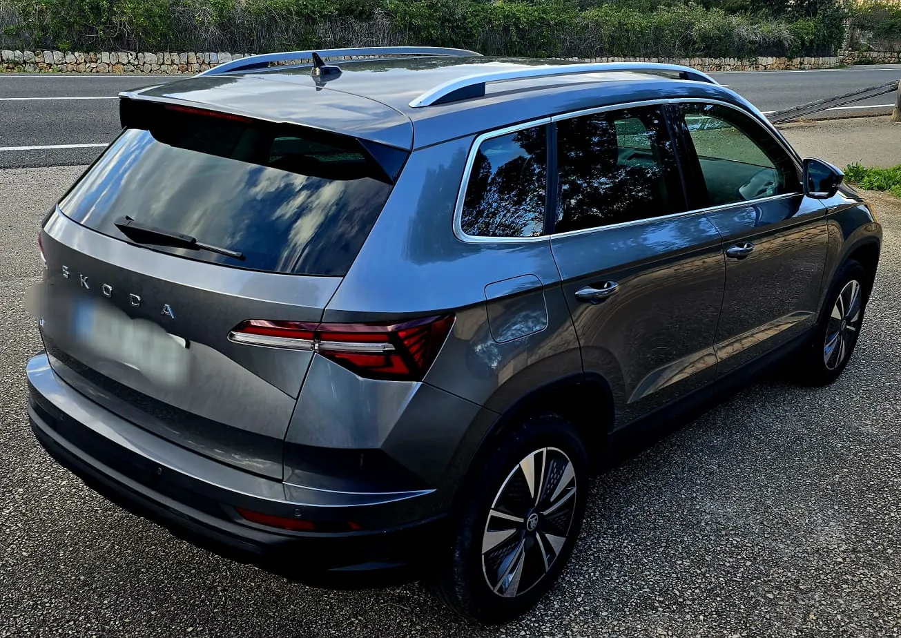 SKODA KAROQ 2025 etiqueta C de ocasión en Mallorca — foto 6