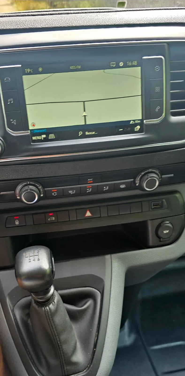 OPEL VIVARO 1.5 DIESEL 100CV ADVENTURE EDITION LONG PREMIUN 2021 etiqueta C de ocasión en Mallorca — foto 15