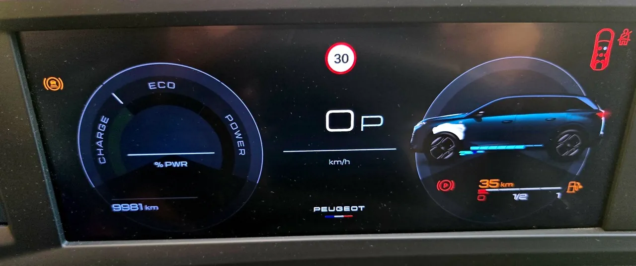 PEUGEOT 5008 allure HYBRID 2025 etiqueta ECO de ocasión en Mallorca — foto 19